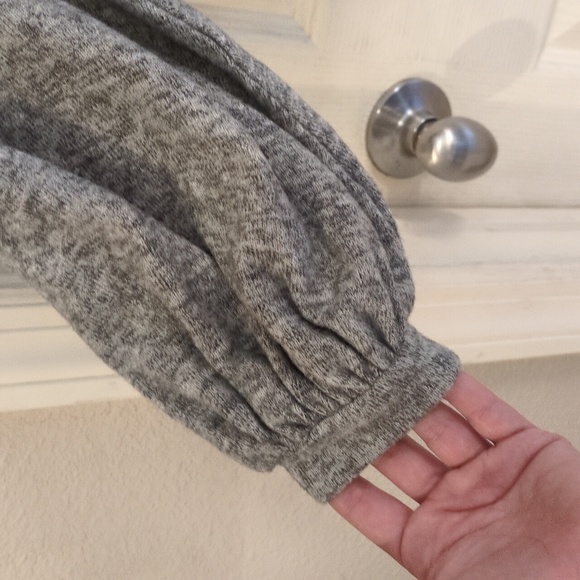 Anthropologie | Grey | Slouchy Sweatshirt | Buttery Soft | Size Sm Petite | NWT - Picture 2 of 11